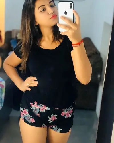 Shella Bholaganj Escorts
